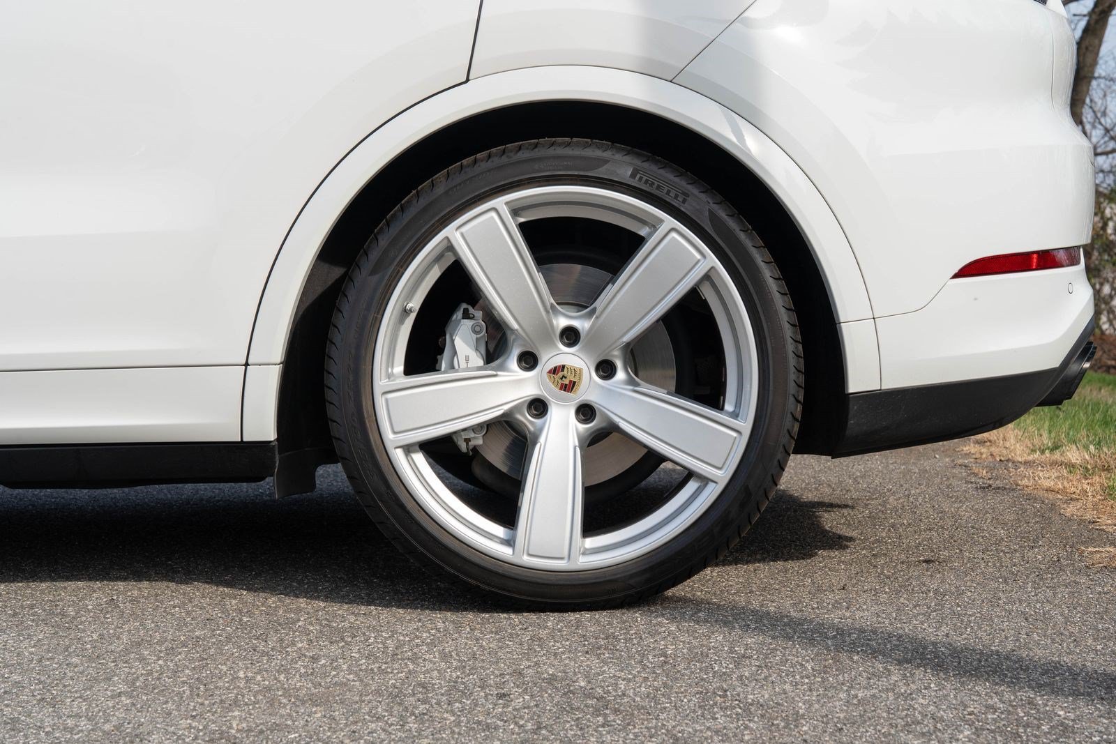 Certified 2023 Porsche Cayenne Turbo AWD/4WD image 13