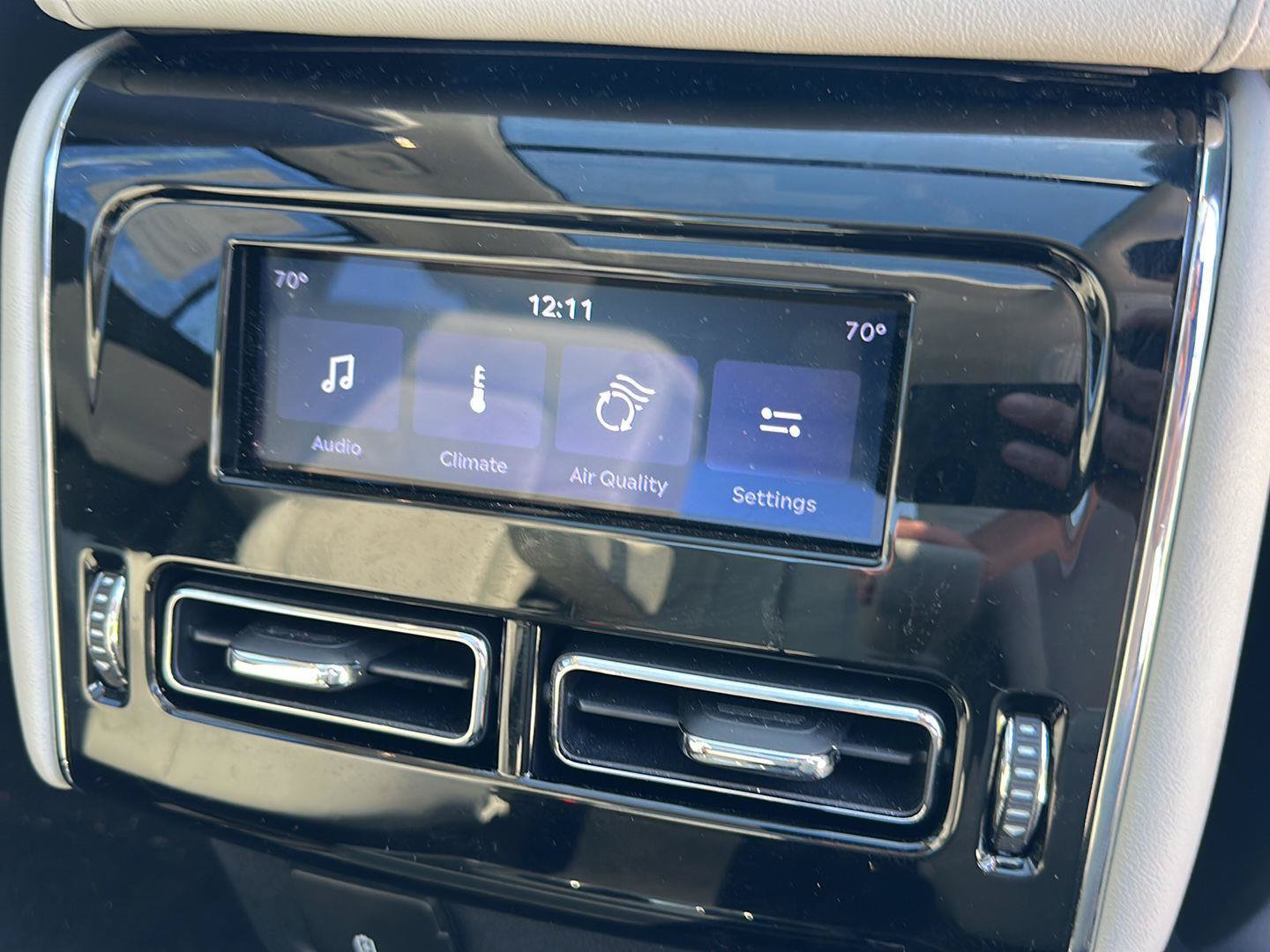 Used 2026 Lincoln Aviator AWD image 13