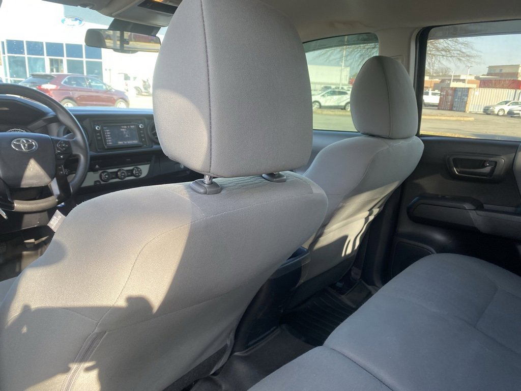 Used 2019 Toyota Tacoma SR5 image 28