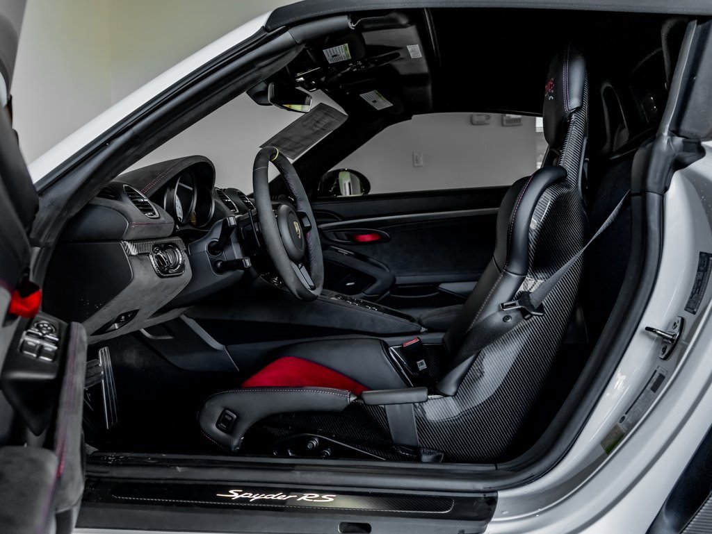 Certified 2024 Porsche 718 Boxster Spyder RS image 5