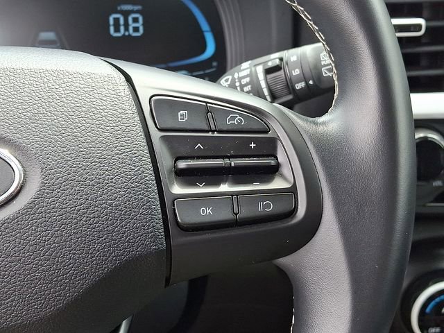 Used 2024 Hyundai Venue Limited FWD image 24