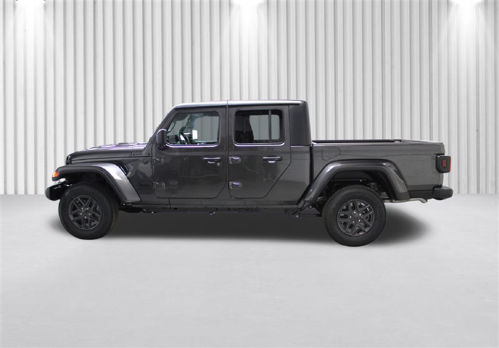 New 2026 Jeep Gladiator Sport AWD/4WD image 7