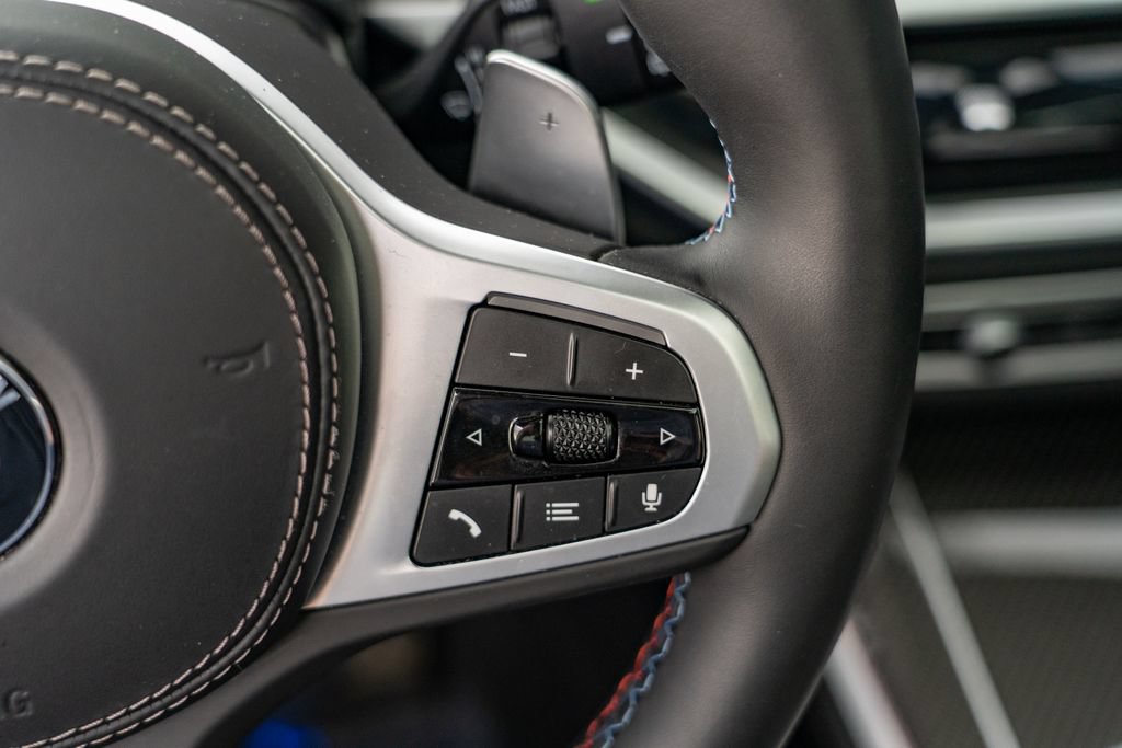 Used 2025 BMW X5 M60i AWD/4WD image 30