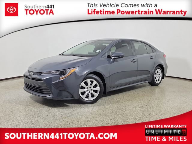 Used 2025 Toyota Corolla LE FWD image 1