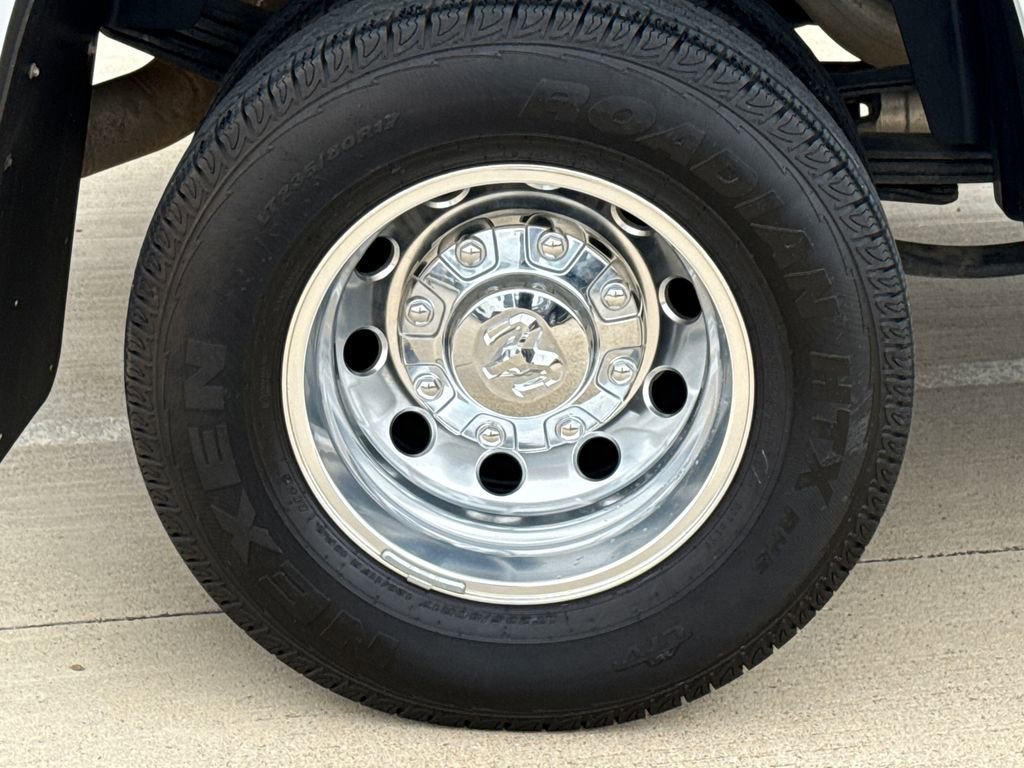 Used 2024 RAM 3500 Laramie AWD/4WD image 10