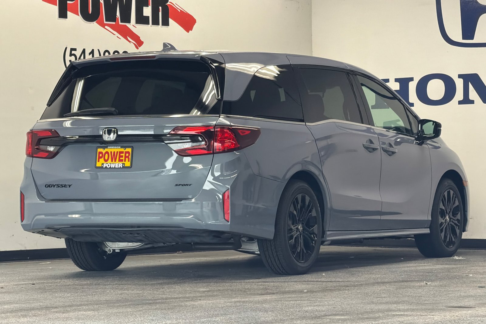 New 2027 Honda Odyssey Sport-L image 3