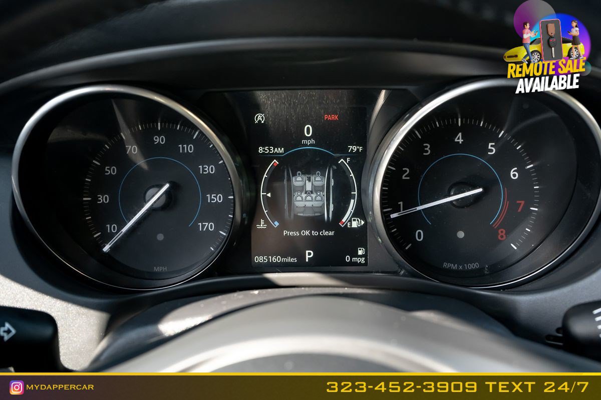 Used 2018 Jaguar XE RWD image 25
