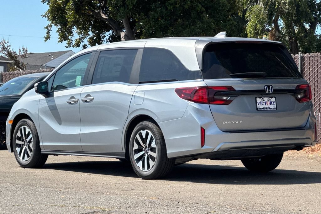 New 2026 Honda Odyssey EX-L image 6