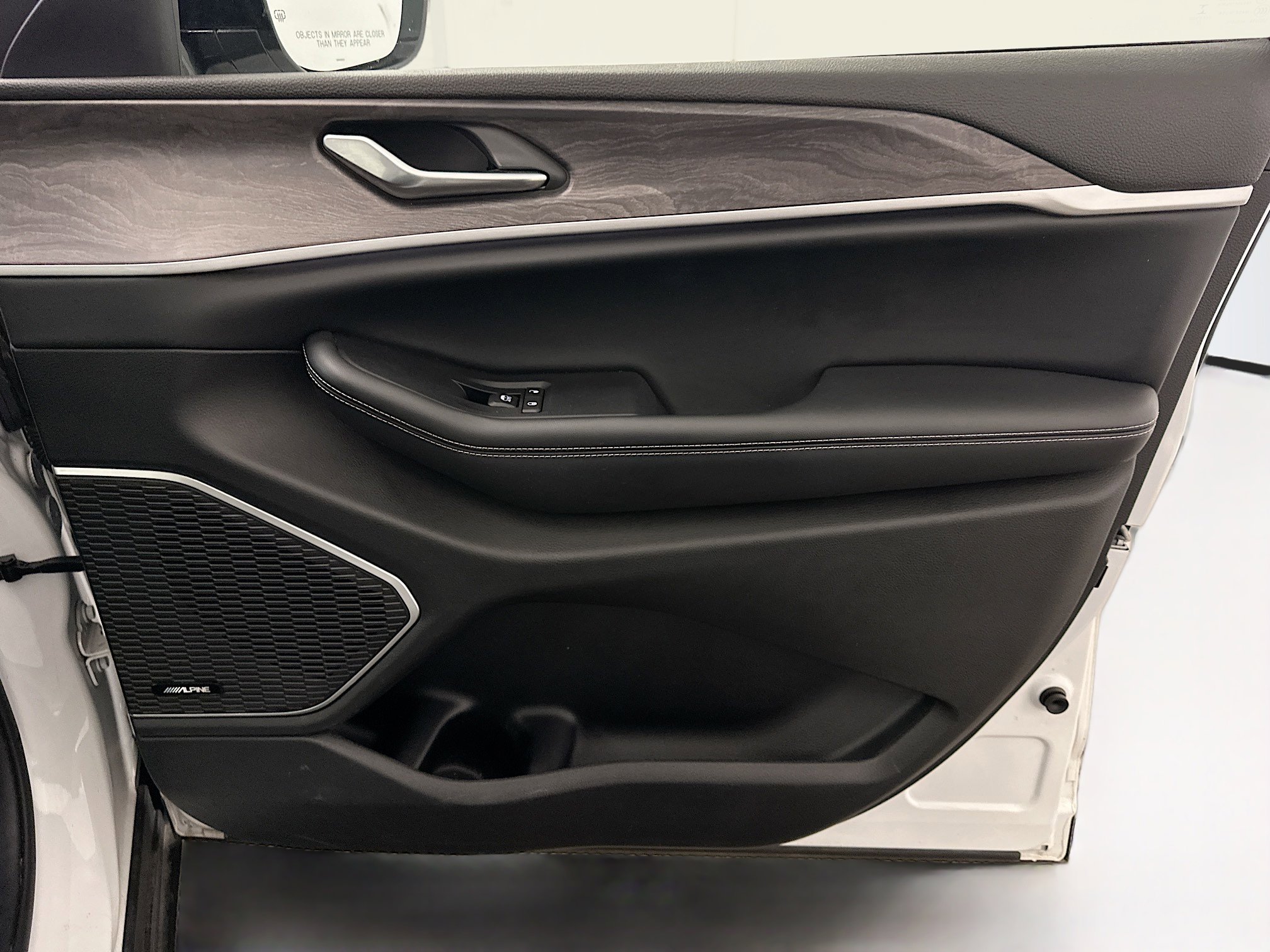 Used 2022 Jeep Grand Cherokee Limited 4xe image 35