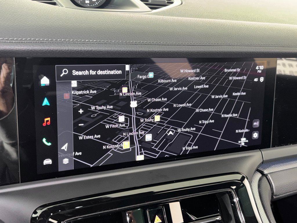 Used 2026 Porsche Panamera 4 image 27