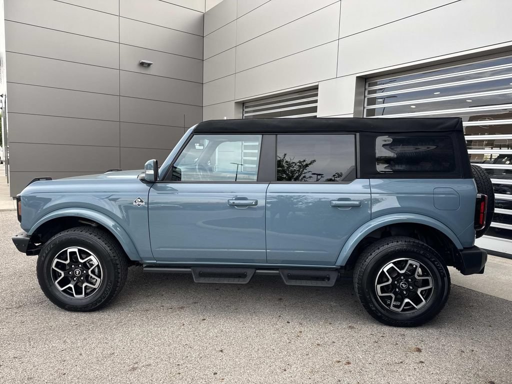 Used 2023 Ford Bronco Outer Banks AWD/4WD image 4
