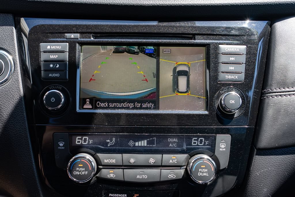 Used 2018 Nissan Rogue SL AWD/4WD image 17