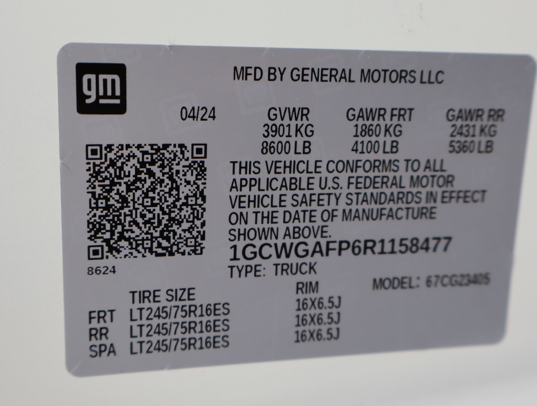 Used 2024 Chevrolet Express 2500 w/ Driver Convenience Package image 41