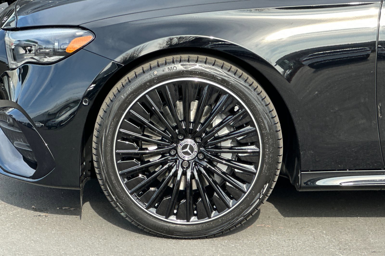 New 2026 Mercedes-Benz E 350 4MATIC Sedan image 25
