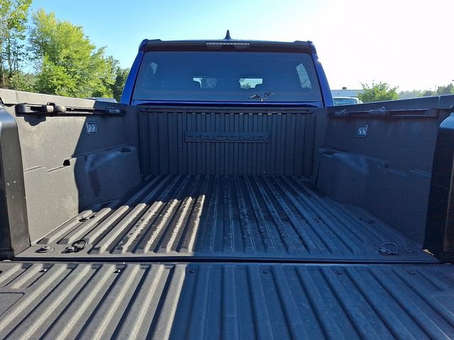 Used 2025 Toyota Tacoma SR5 AWD/4WD image 28