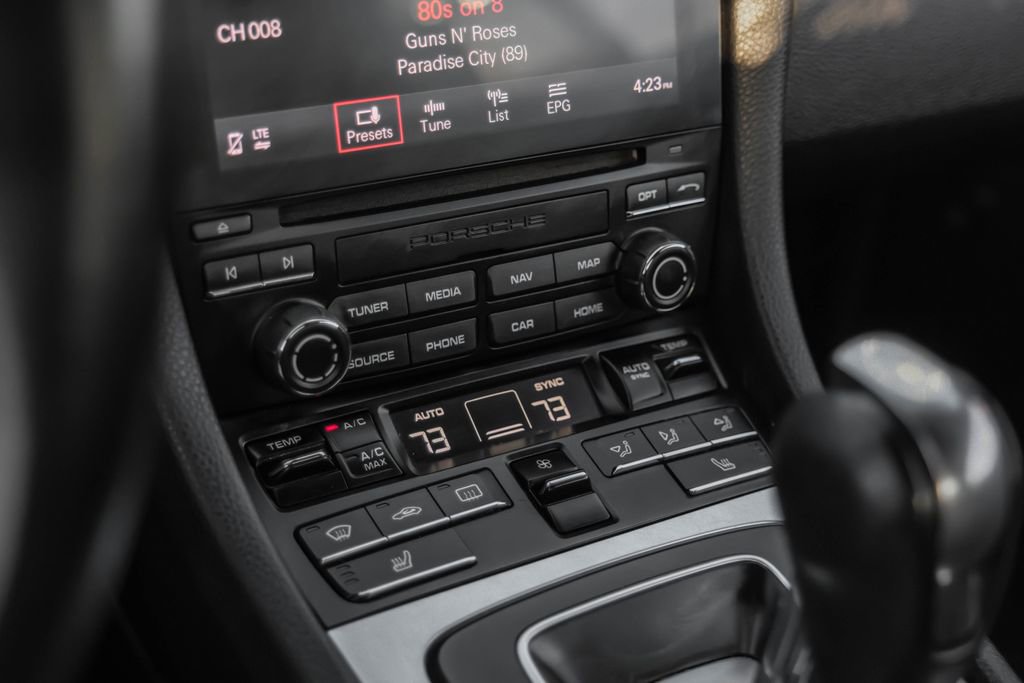 Used 2018 Porsche 718 Cayman S image 23