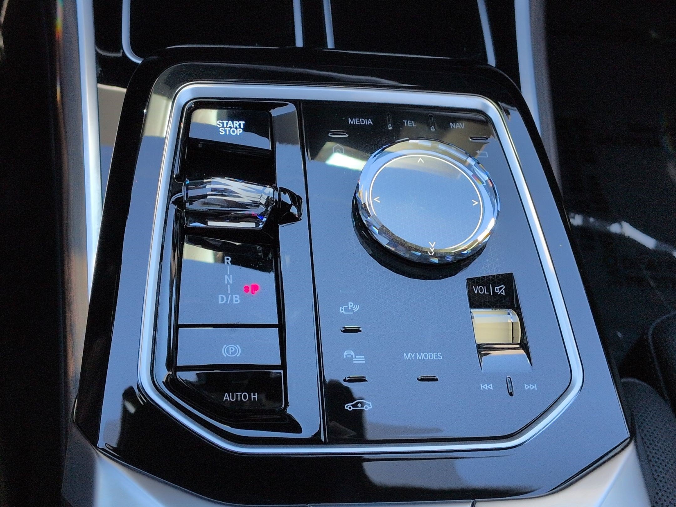 Certified 2025 BMW i7 xDrive60 AWD/4WD image 26