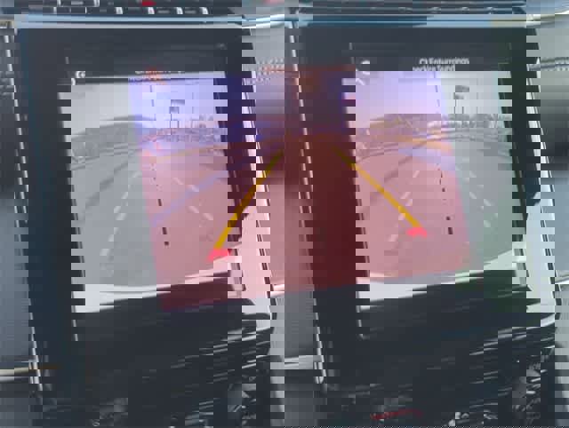 Used 2025 Jeep Grand Cherokee Laredo image 28