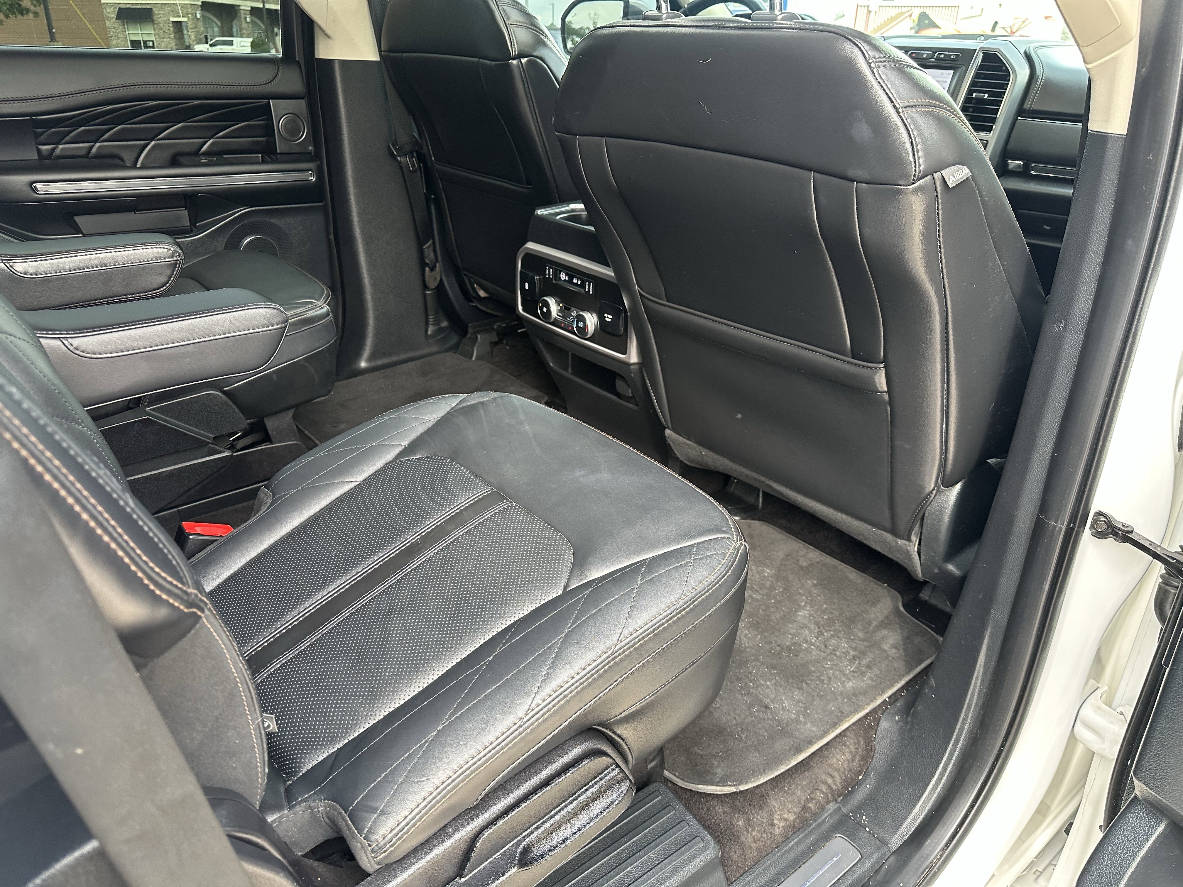 Used 2020 Ford Expedition Max Platinum AWD/4WD image 5