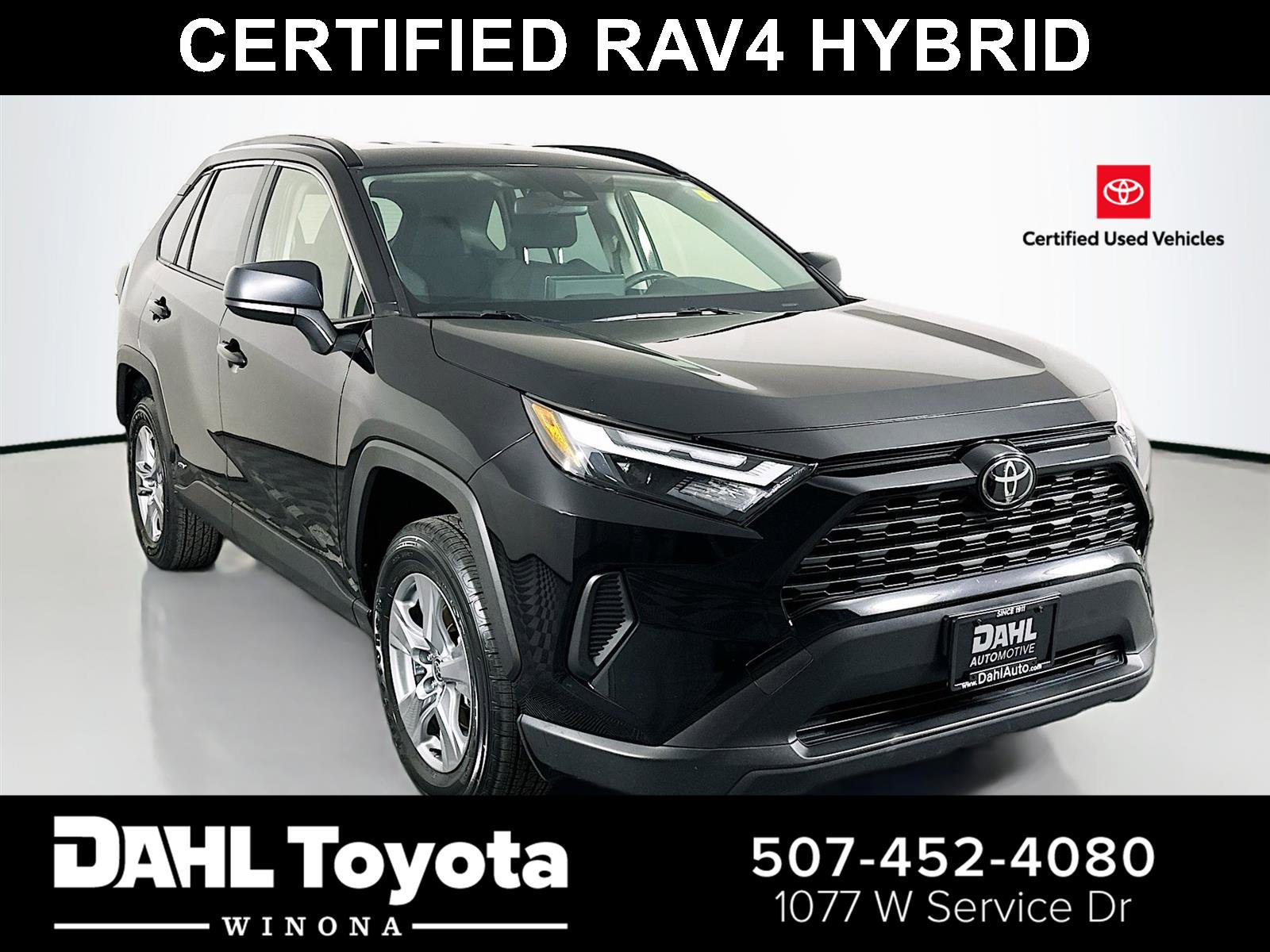 Certified 2025 Toyota RAV4 LE AWD/4WD image 1