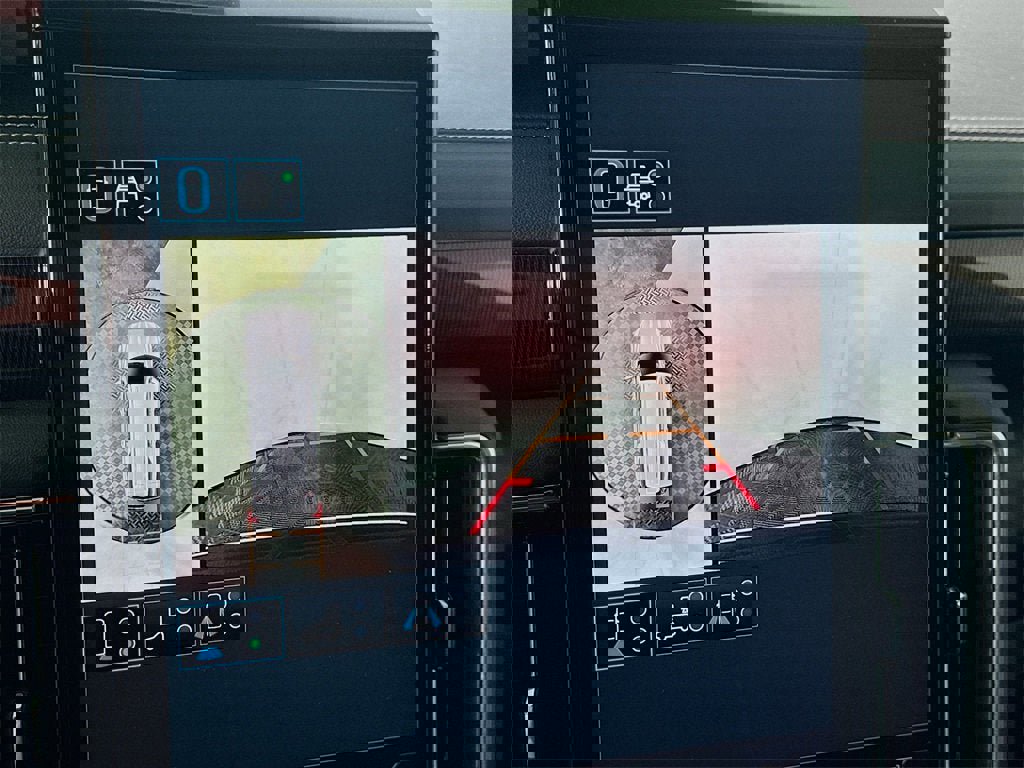 New 2026 GMC Yukon XL Elevation w/ LPO, Elevation Black Package image 9