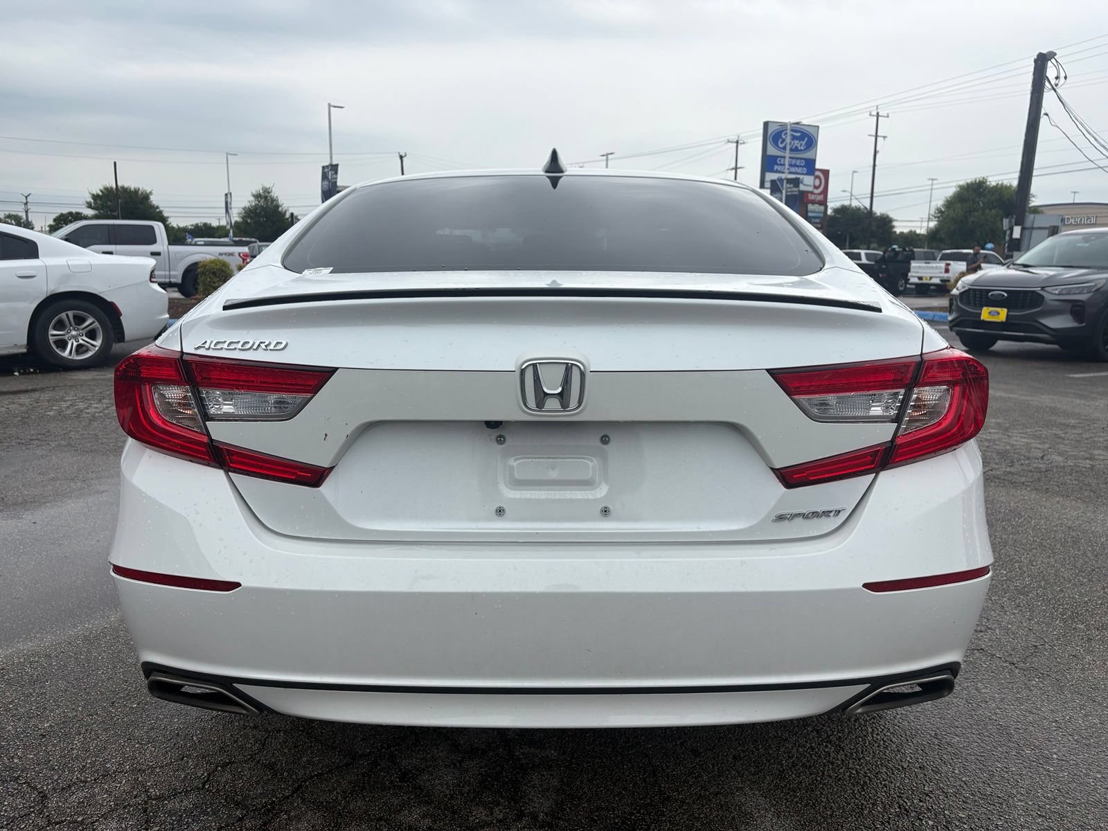 Used 2022 Honda Accord Sport image 4