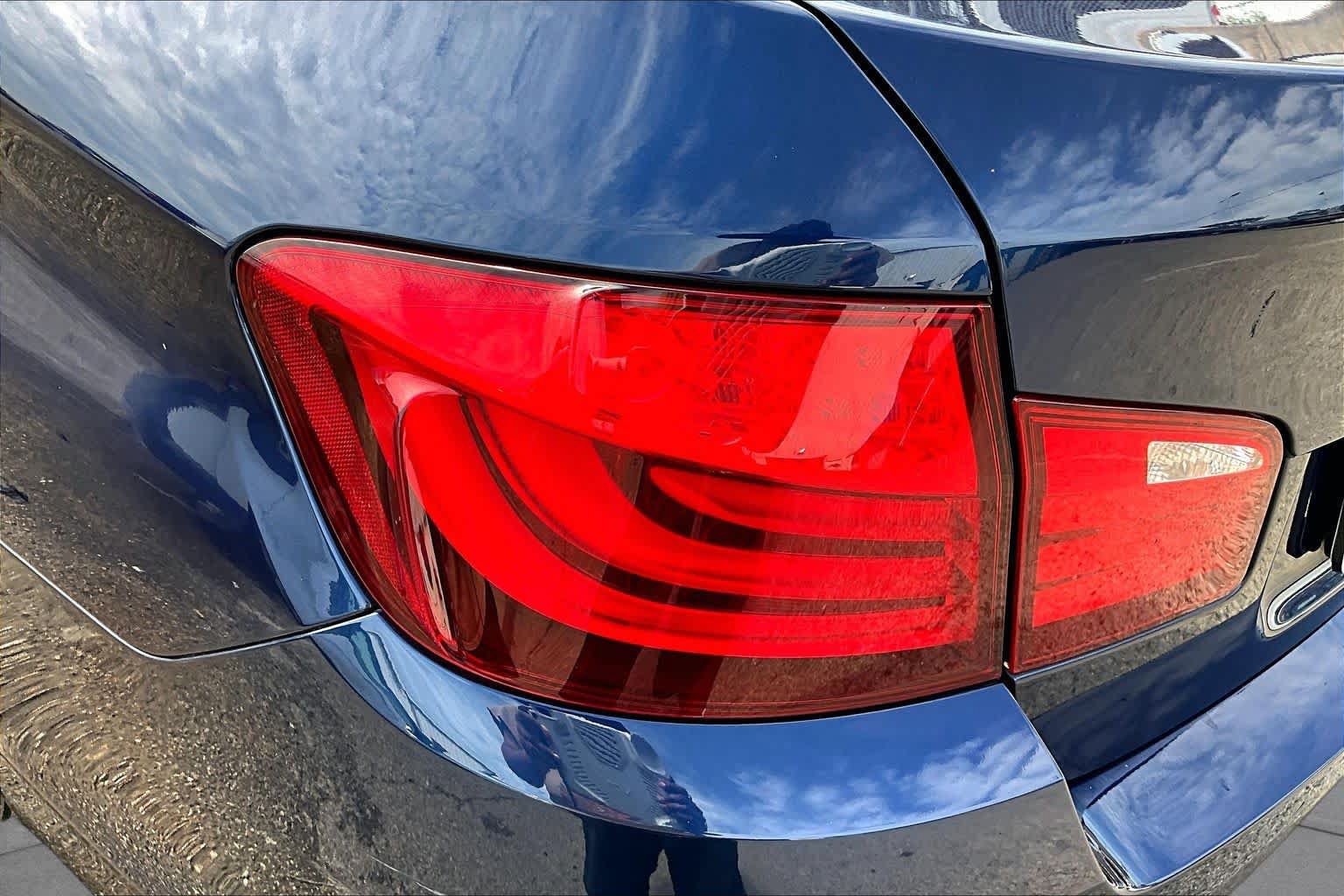 Used 2011 BMW 528i Sedan RWD image 26