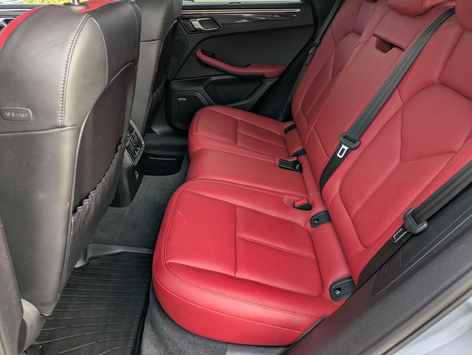 Used 2021 Porsche Macan GTS image 19