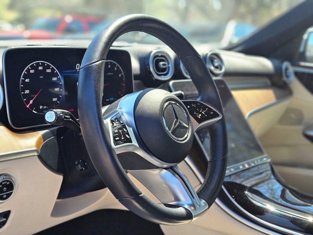 Certified 2022 Mercedes-Benz C 300 4MATIC Sedan image 16