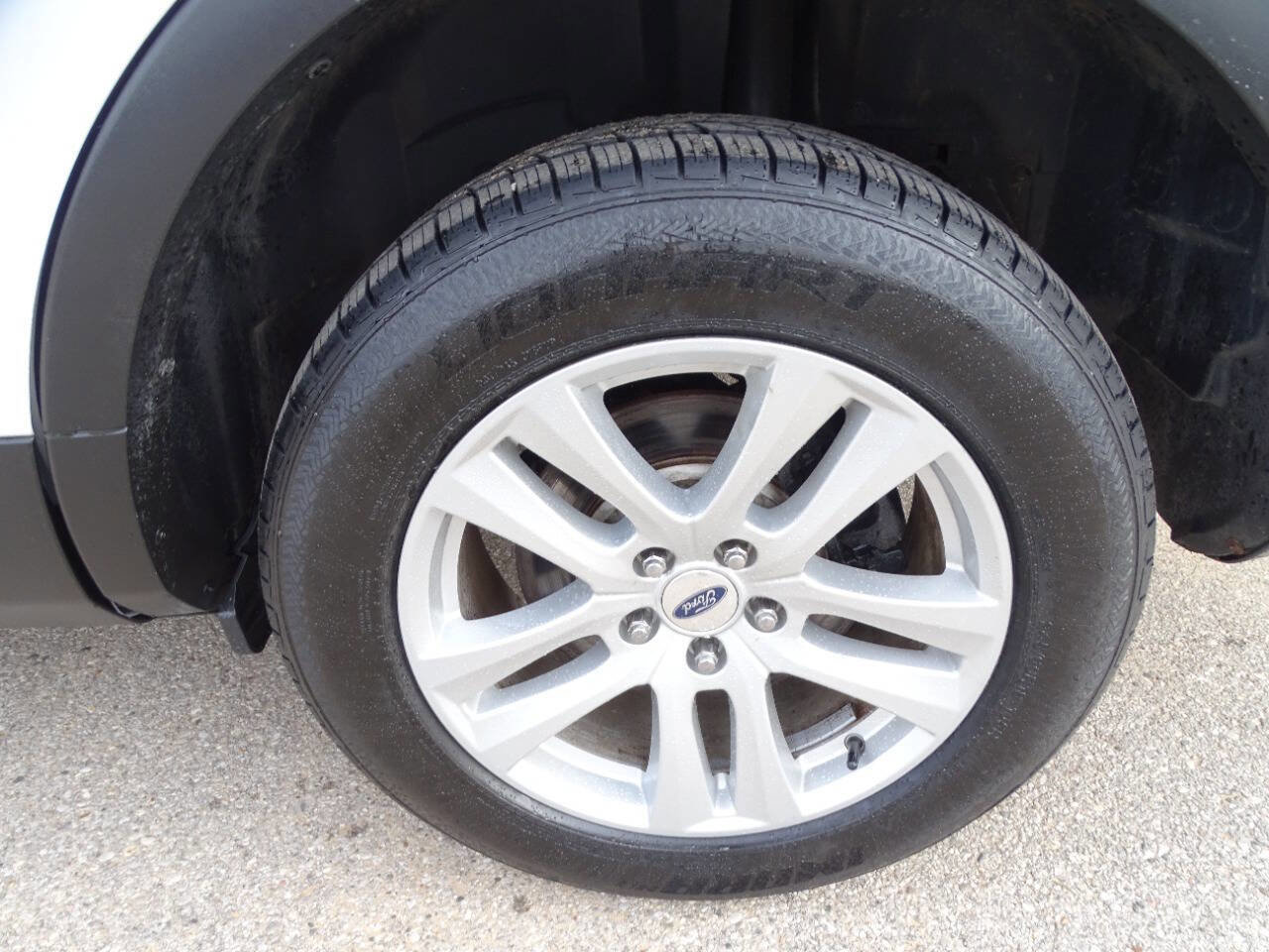 Used 2019 Ford Explorer XLT w/ Equipment Group 202A image 53