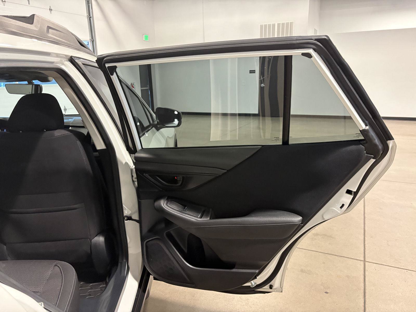 Used 2020 Subaru Outback AWD/4WD image 41
