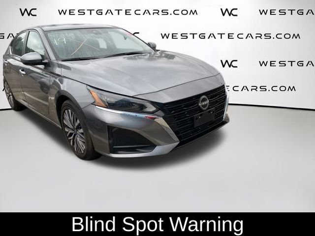 Used 2023 Nissan Altima 2.5 SV image 5