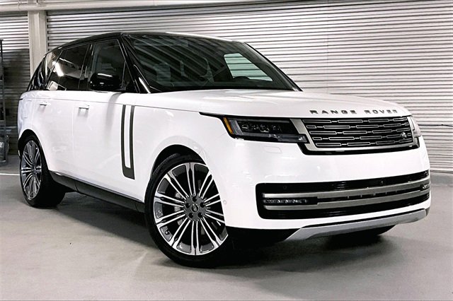 Certified 2025 Land Rover Range Rover SE image 12