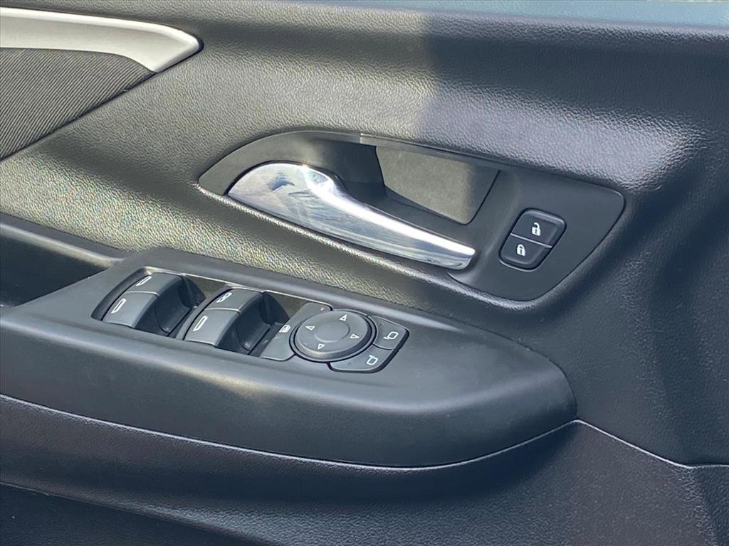 Used 2022 Chevrolet Bolt LT image 17