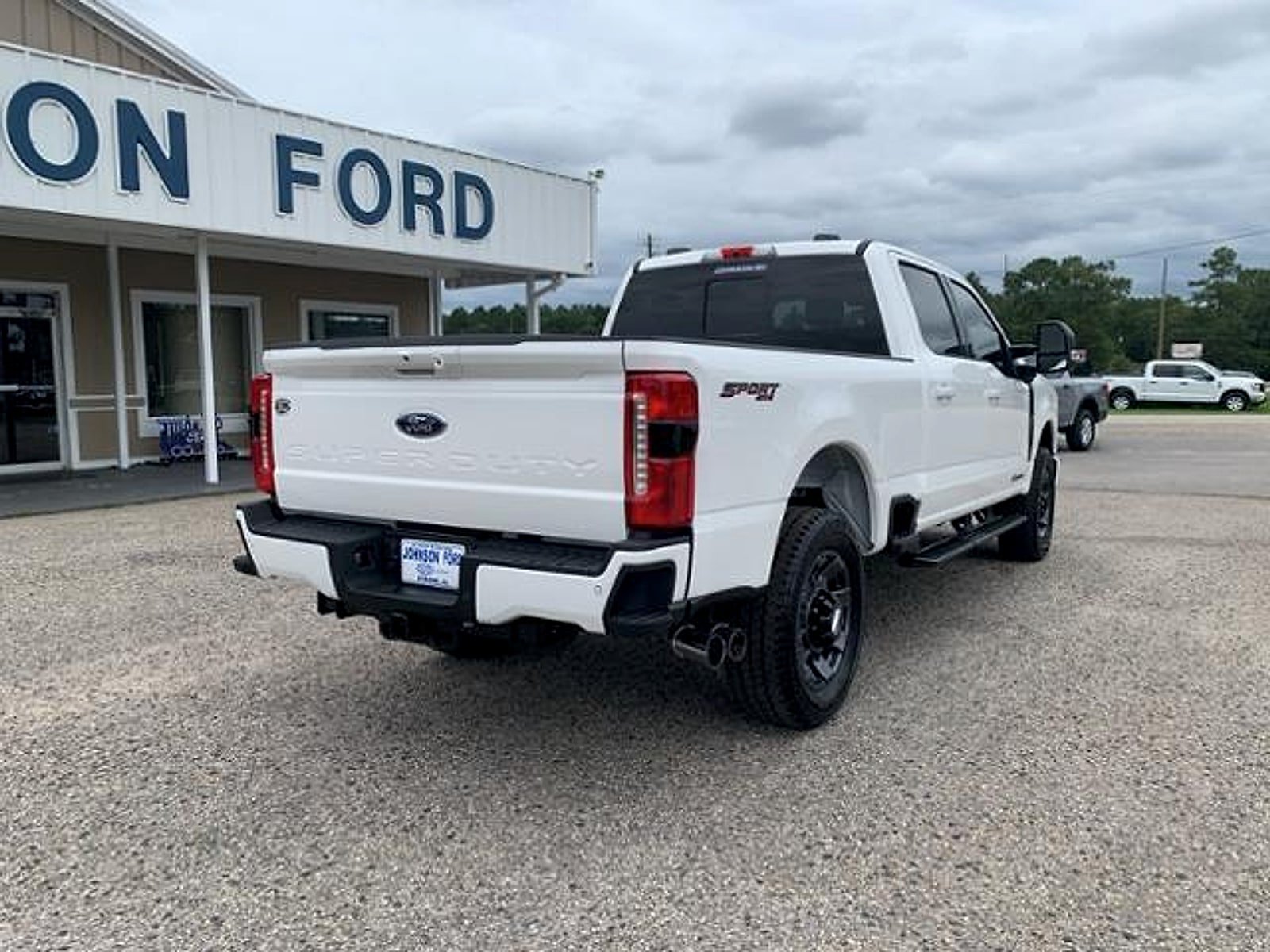 New 2024 Ford F250 Lariat w/ Lariat Ultimate Package AWD/4WD image 13