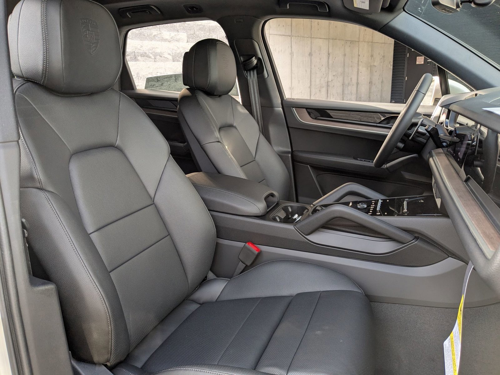 New 2026 Porsche Cayenne image 24