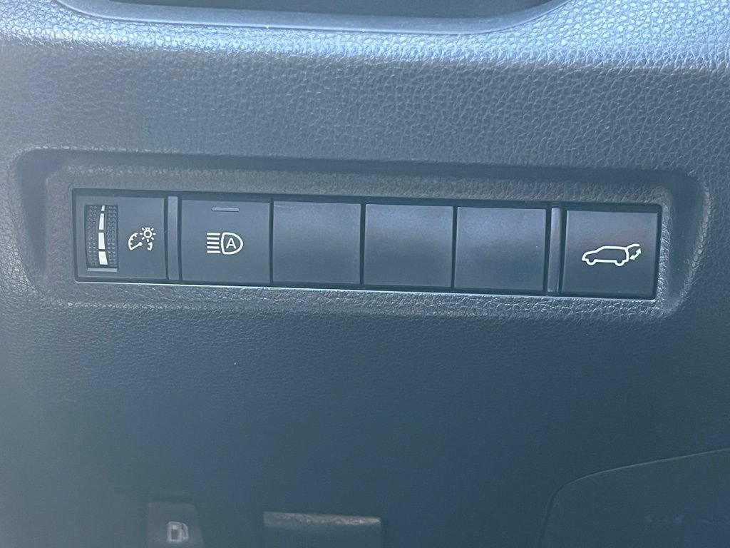 Certified 2021 Toyota RAV4 SE AWD/4WD image 26