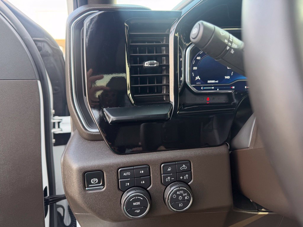 Used 2025 Chevrolet Silverado 1500 LTZ w/ Z71 Off-Road Package AWD/4WD image 28