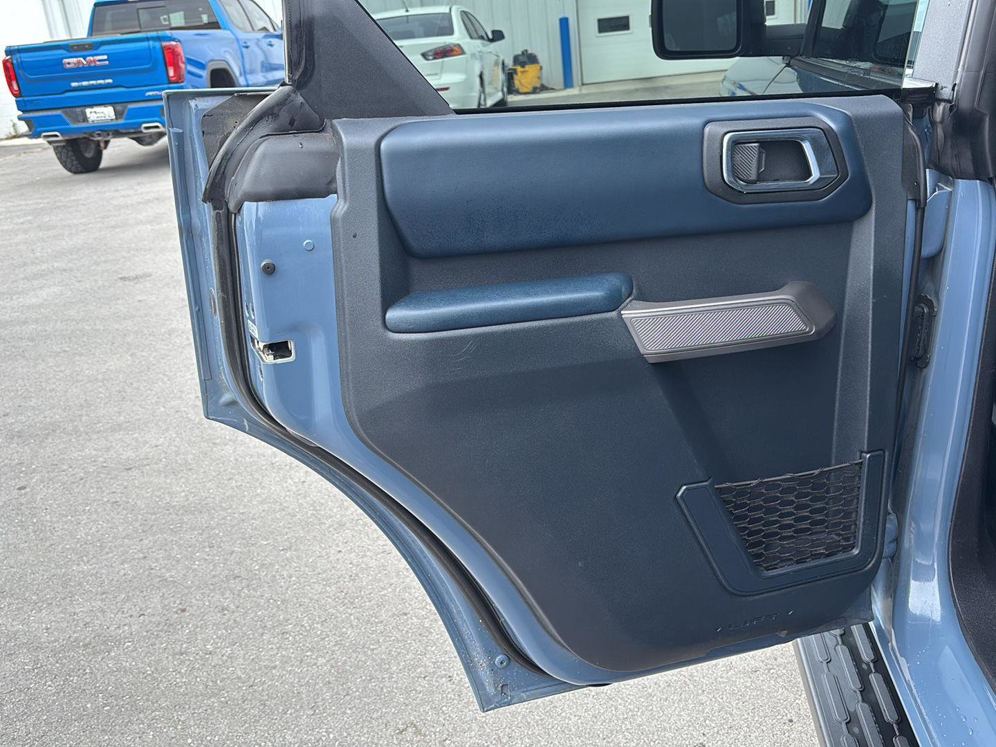 Used 2023 Ford Bronco Outer Banks image 17