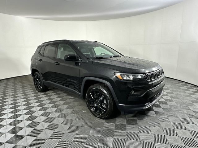 New 2026 Jeep Compass Latitude AWD/4WD image 3