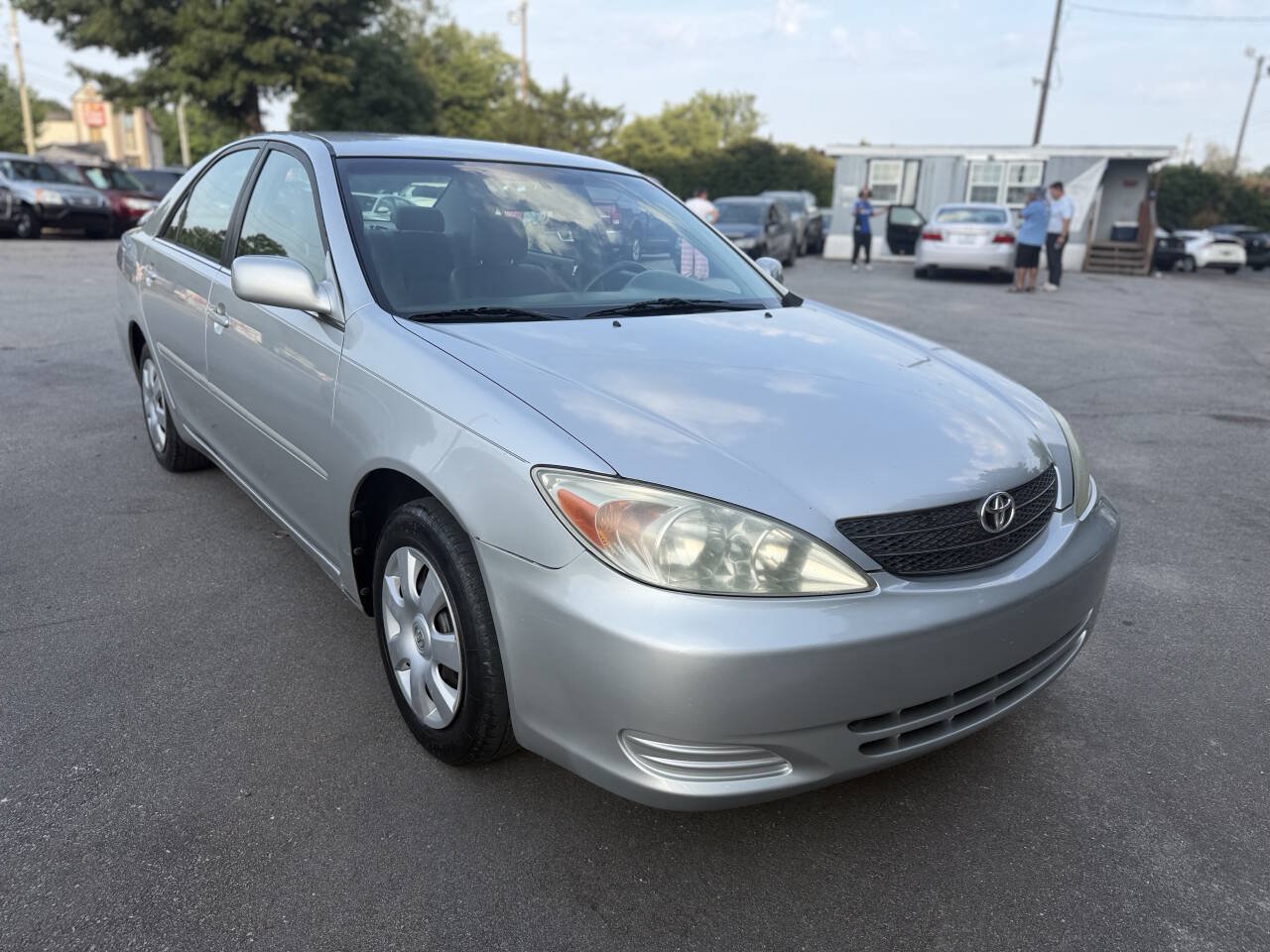 Used 2002 Toyota Camry LE FWD image 3