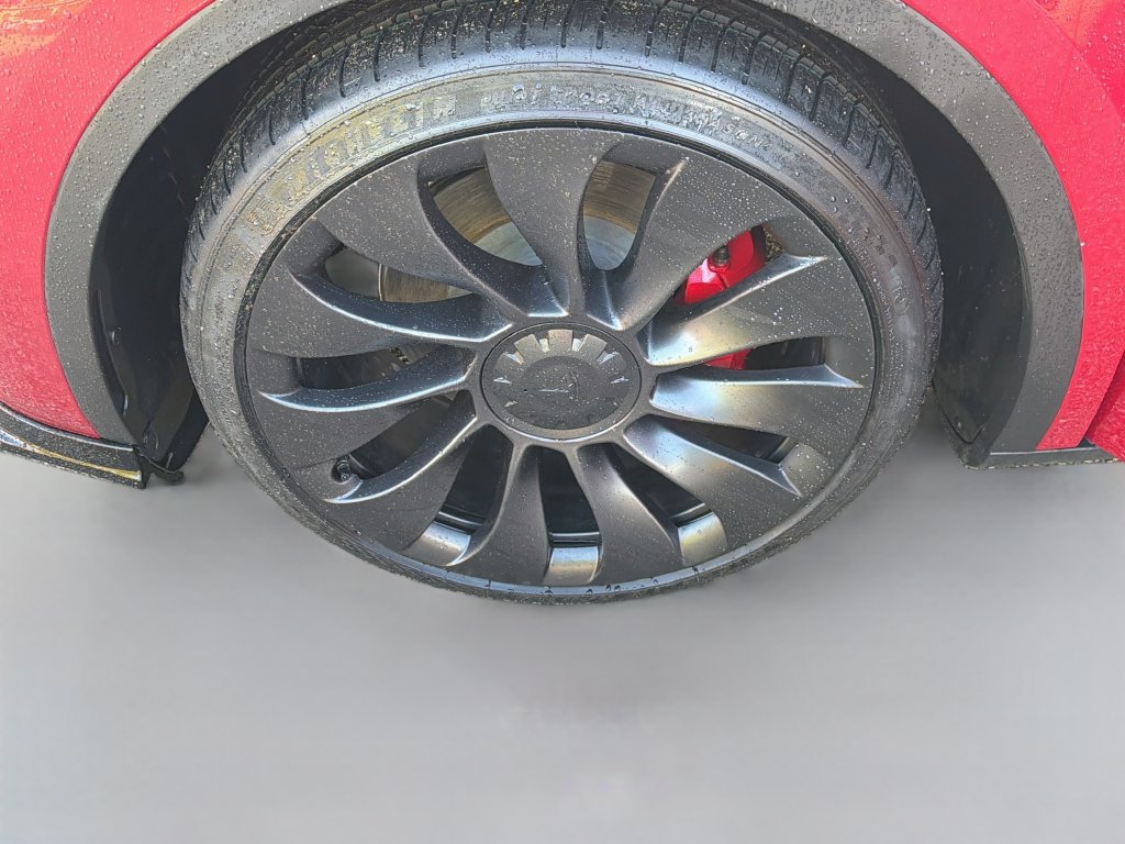 Used 2023 Tesla Model Y Performance AWD/4WD image 38