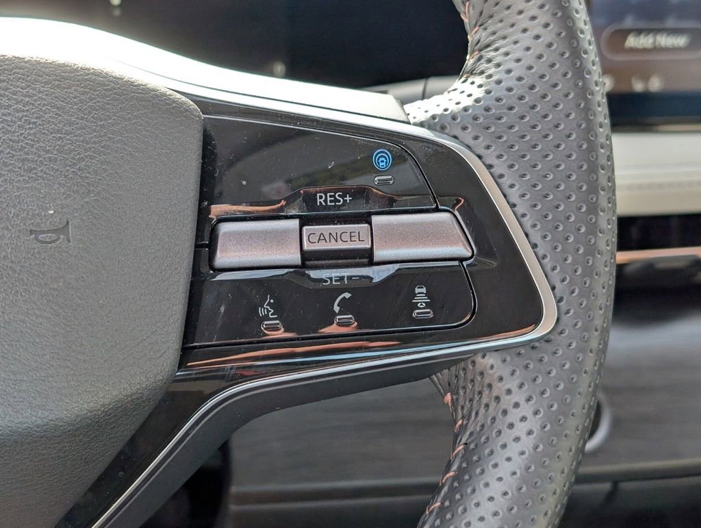 Used 2023 Nissan Ariya AWD image 25