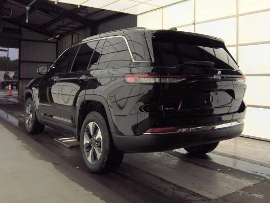 Used 2024 Jeep Grand Cherokee Limited 4xe w/ Trailer Tow Package AWD/4WD image 5