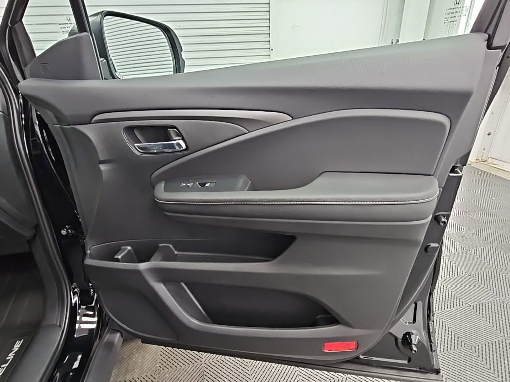 New 2026 Honda Ridgeline RTL image 43