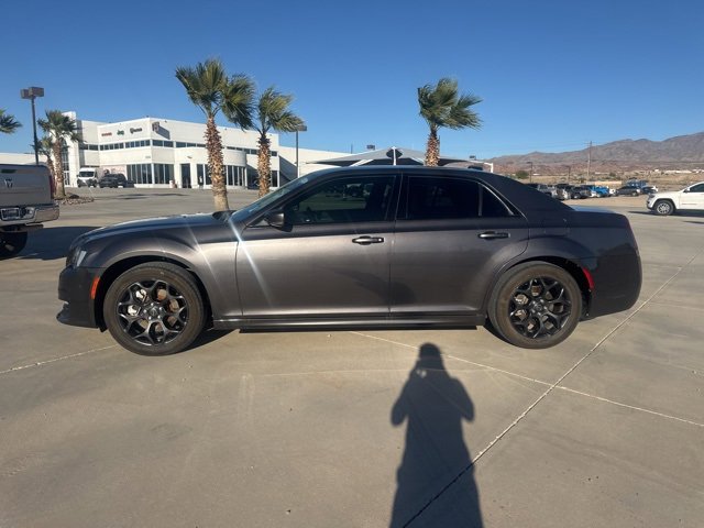 Certified 2022 Chrysler 300 Touring L w/ Comfort Group image 2