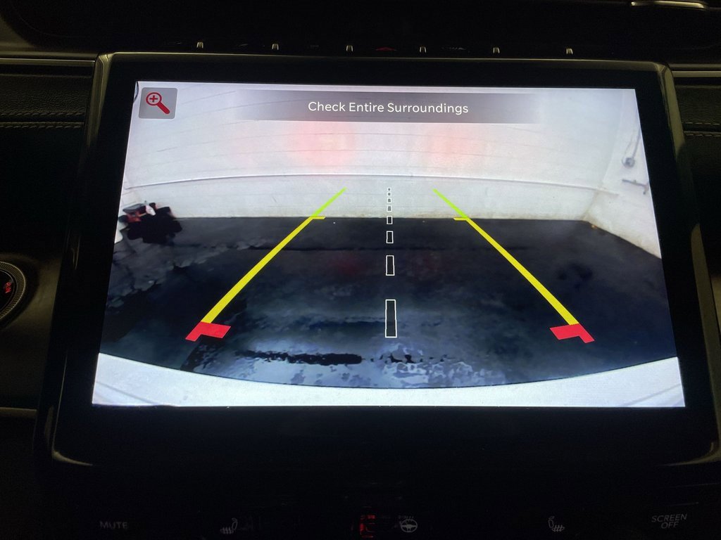 Used 2023 Jeep Grand Cherokee Limited image 9