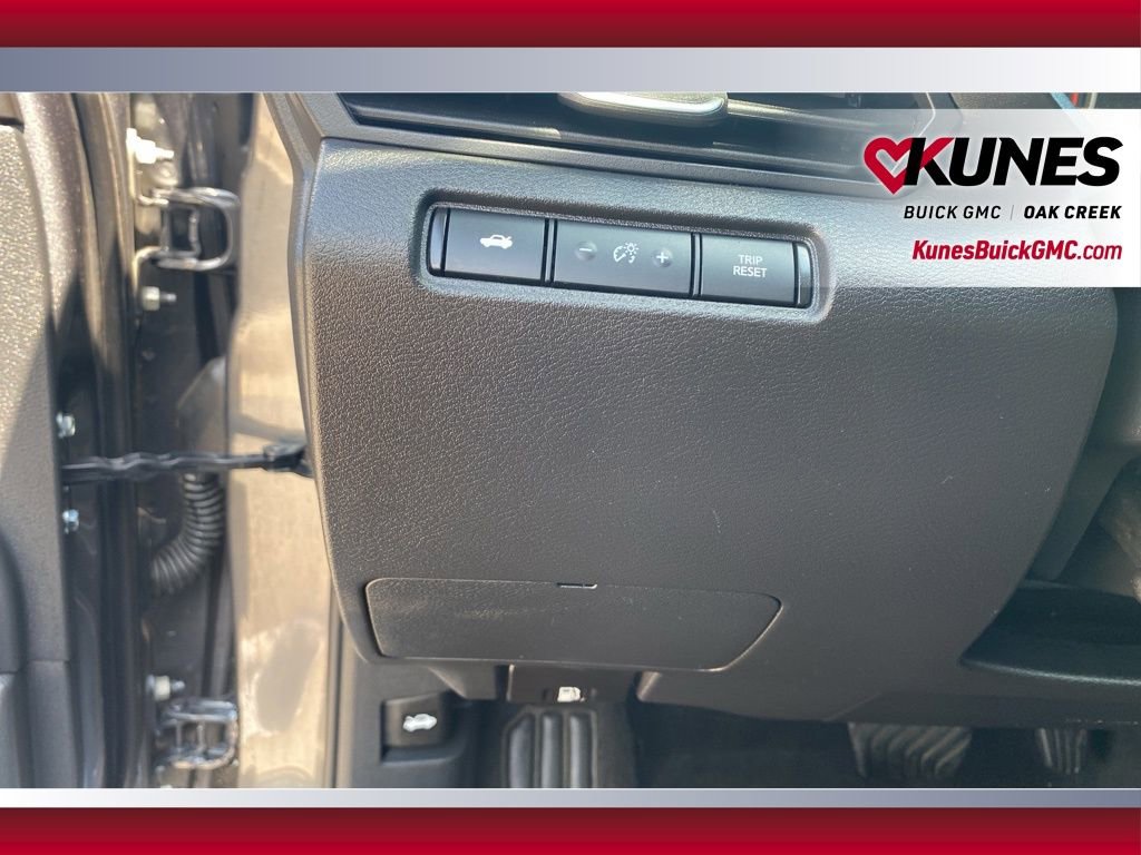 Used 2024 Nissan Altima 2.5 SR image 16