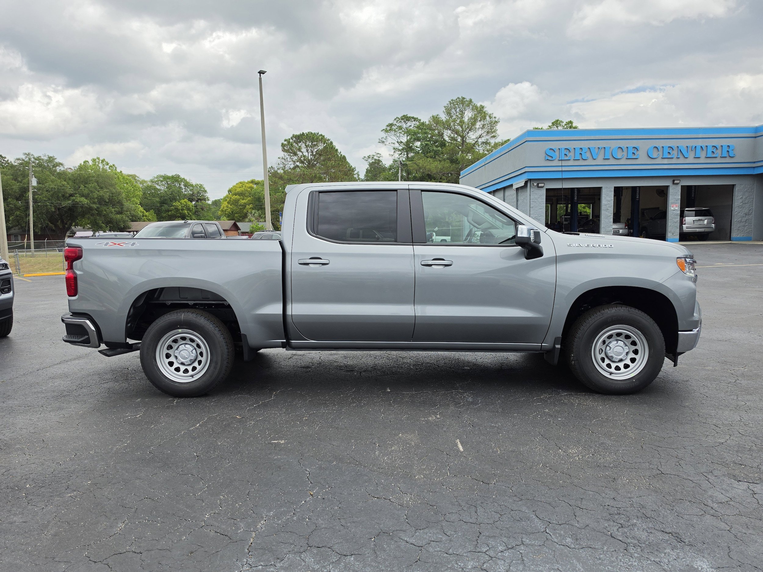 New 2026 Chevrolet Silverado 1500 LT AWD/4WD image 3