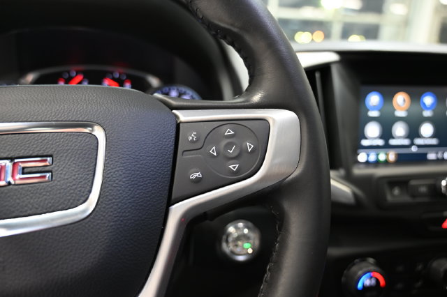 Used 2021 GMC Terrain SLE w/ Driver Convenience Package FWD image 24